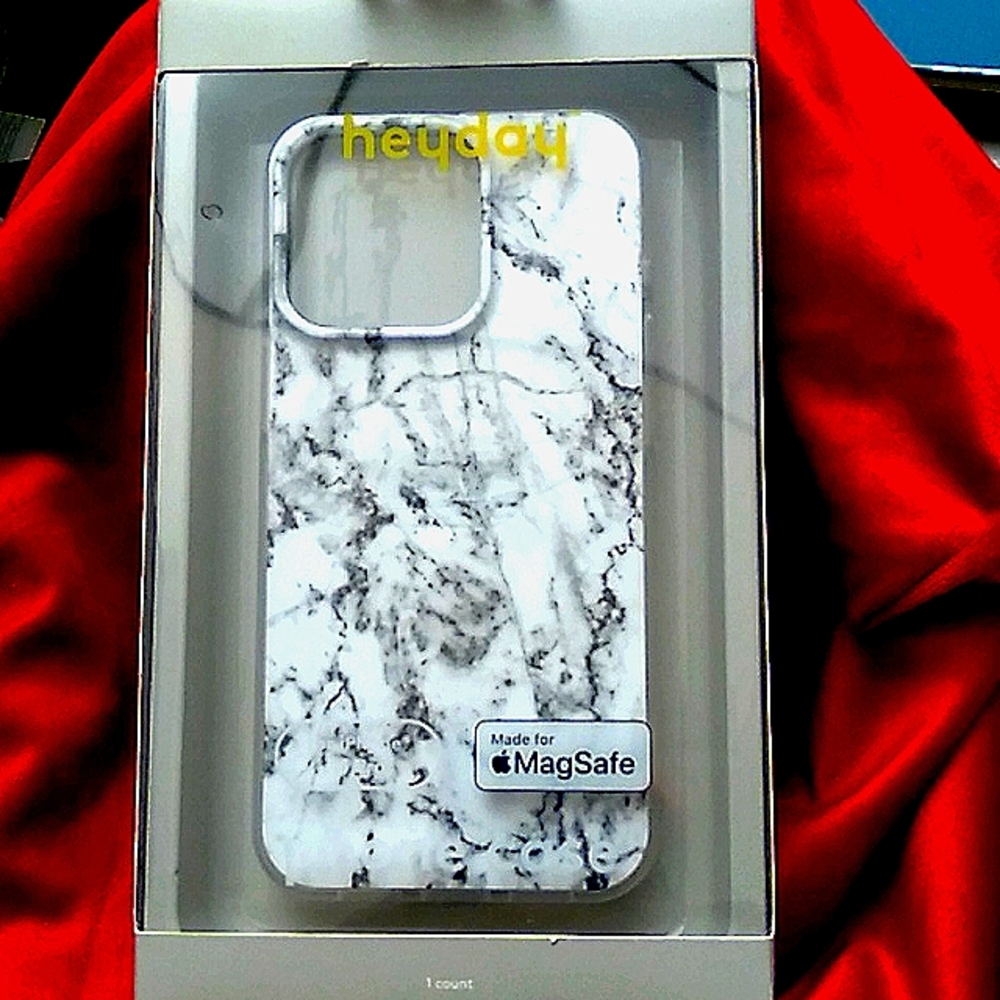 Iphone 13 pro case